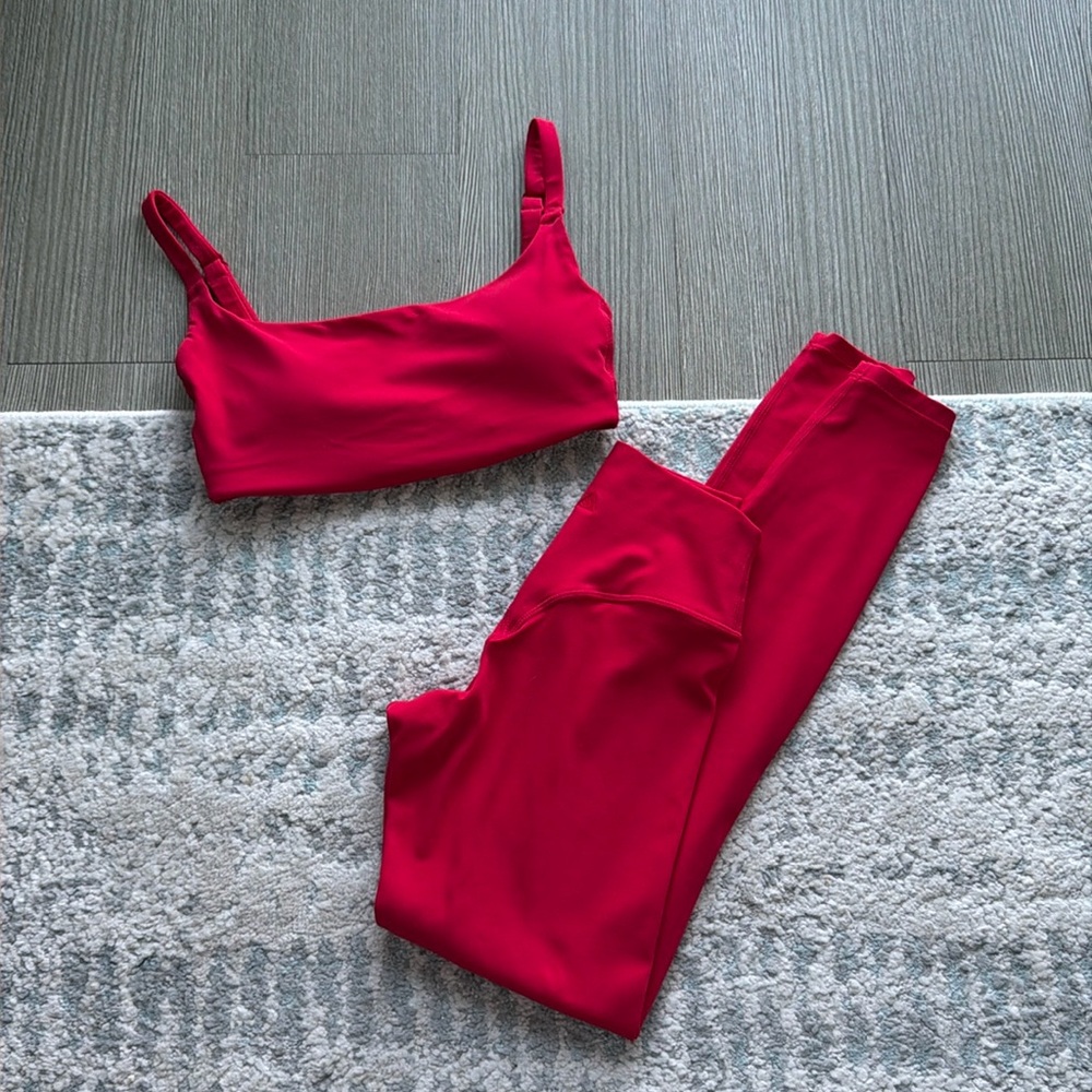 Vitality Cherry Red Cloud Set